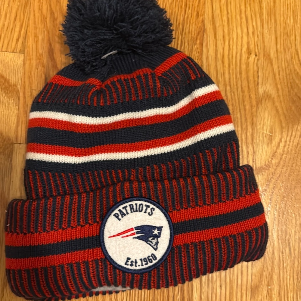 Brand new with tags in New England Patriots, NFL license winter hat